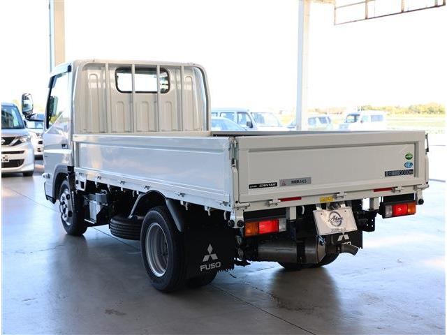 キャンター ＤＴ　全低床　２ｔ　登録済未使用車・バイザー・Ｆマット・Ｂカメラ（23枚目）