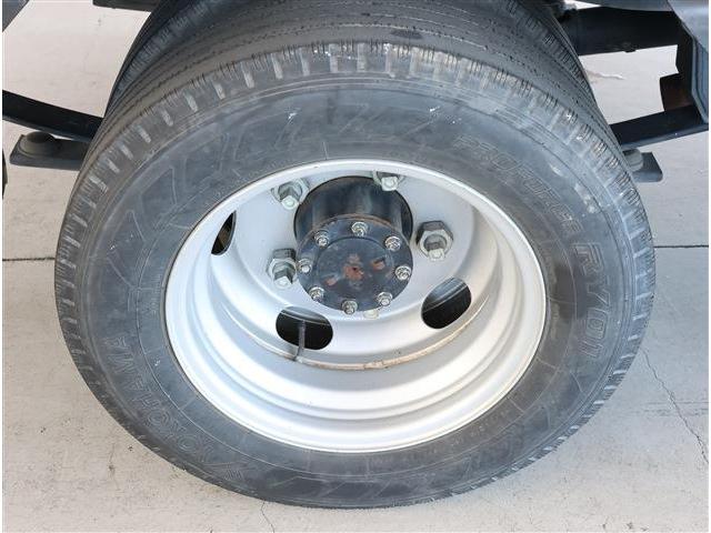 エルフトラック フルフラットロー　２ｔ・キーレス・ＥＴＣ・荷台仕上済（8枚目）