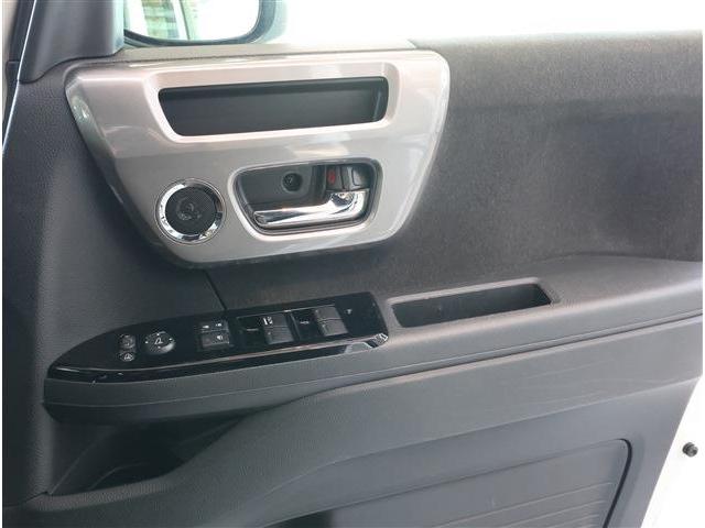 N-BOXカスタム L スタイル+ブラック 両側パワースライドドア+カラーインパネガーニッシュ+本革巻きステアリング)付き 衝突被害軽減ブレーキ リヤパーキングセンサー 電動パーキングブレーキ シートヒーター(7枚目)