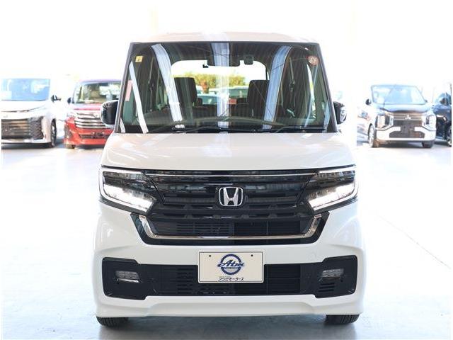 N-BOXカスタム L スタイル+ブラック 両側パワースライドドア+カラーインパネガーニッシュ+本革巻きステアリング)付き 衝突被害軽減ブレーキ リヤパーキングセンサー 電動パーキングブレーキ シートヒーター(22枚目)