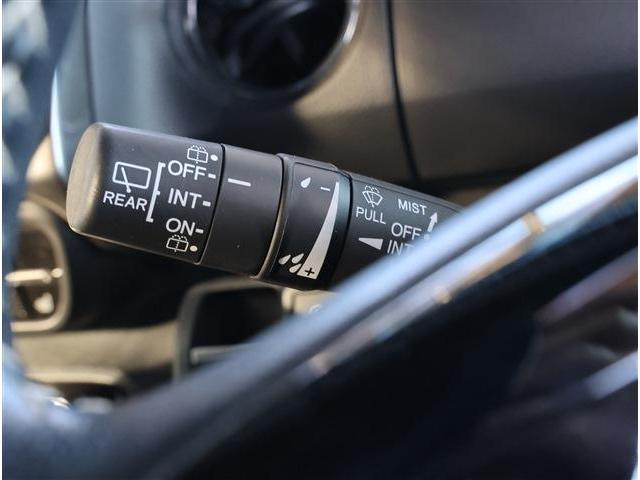 N-BOXカスタム L スタイル+ブラック 両側パワースライドドア+カラーインパネガーニッシュ+本革巻きステアリング)付き 衝突被害軽減ブレーキ リヤパーキングセンサー 電動パーキングブレーキ シートヒーター(31枚目)