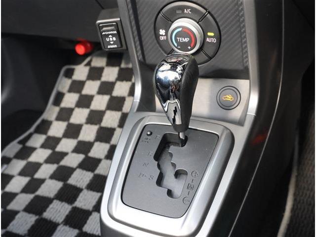 �A�c�~���[�^�[�X�ł͐l�C�̒��ÎԂ��펞�P�T�O�O��I�f�����|�������f�ڎ��q�ȊO�ɂ��z�[���y�[�W�Ɍf�ڒ��I�I