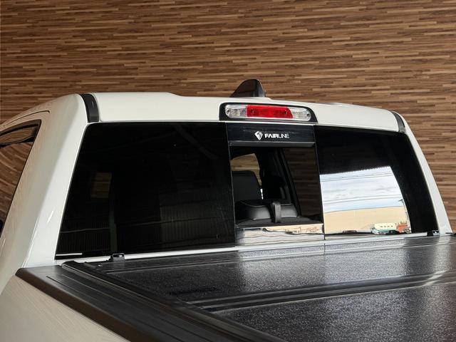 ダッジ・ラム レベル 4WD パノラマルーフ 新車並行 V8 5.7L HEMIエンジン 12インチディスプレイオーディオ ETC ドライブレコーダー REVELブラックレザーシート サイドステップ ベッドステップ(23枚目)