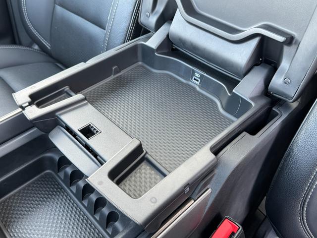 ダッジ・ラム レベル 4WD パノラマルーフ 新車並行 V8 5.7L HEMIエンジン 12インチディスプレイオーディオ ETC ドライブレコーダー REVELブラックレザーシート サイドステップ ベッドステップ(58枚目)