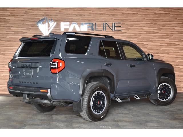 ４ランナー 　ＴＲＤオフロード　プレミアム　４ＷＤ　フルモデルチェンジしたＮＥＷモデル　１４インチディスプレイオーディオ　３６０度カメラ　１２．３インチ液晶メーター　サンルーフ　パワーゲート　ＪＢＬサラウンド（2枚目）