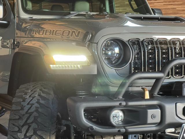 ジープ・グラディエーター ルビコン 392ファイナルエディションスタイル・スティールバンパー・WARNウインチ・専用ボンネット&デカール・ハイフェンダー・後期グリル・AO17インチホイール・37外径M/Tタイヤ・RC3.5インチリフト(9枚目)
