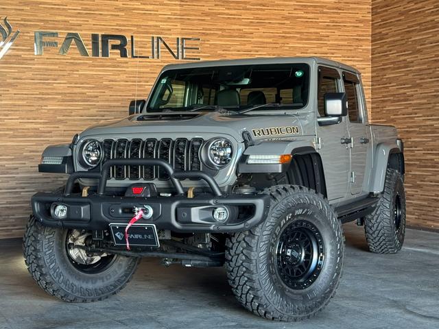 ジープ・グラディエーター ルビコン 392ファイナルエディションスタイル・スティールバンパー・WARNウインチ・専用ボンネット&デカール・ハイフェンダー・後期グリル・AO17インチホイール・37外径M/Tタイヤ・RC3.5インチリフト(11枚目)