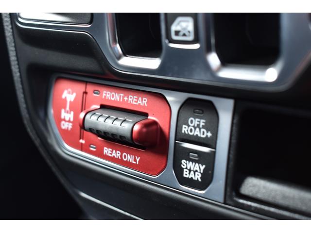 ジープ・グラディエーター ルビコン 392ファイナルエディションスタイル・スティールバンパー・WARNウインチ・専用ボンネット&デカール・ハイフェンダー・後期グリル・AO17インチホイール・37外径M/Tタイヤ・RC3.5インチリフト(37枚目)