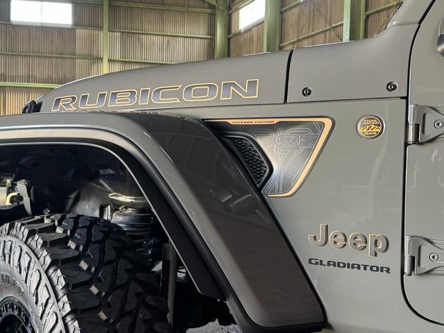 ジープ・グラディエーター ルビコン 392ファイナルエディションスタイル・スティールバンパー・WARNウインチ・専用ボンネット&デカール・ハイフェンダー・後期グリル・AO17インチホイール・37外径M/Tタイヤ・RC3.5インチリフト(70枚目)