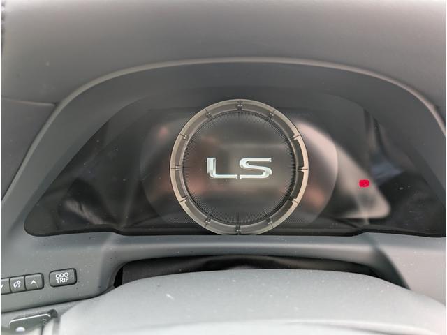 ＬＳ ＬＳ５００ｈ　Ｆスポーツ　法人ワンオーナー　禁煙車　白革シート　マークレビンソン　デジタルインナーミラー　ＡＣ１００Ｖ　寒冷地仕様　リモコンエンジンスターター（33枚目）