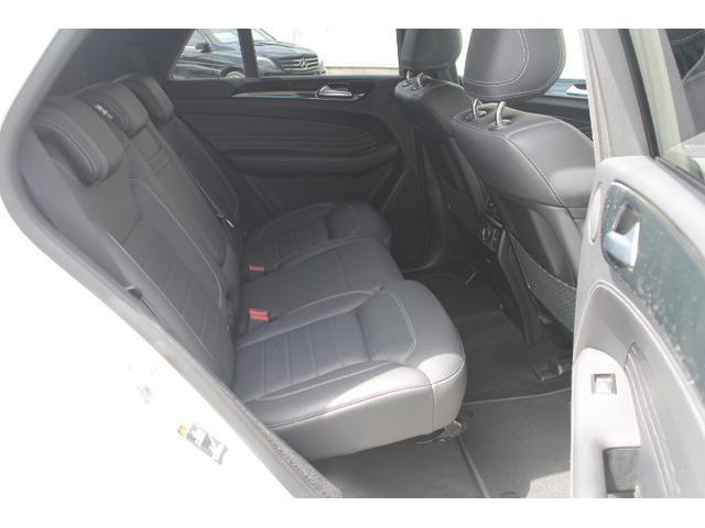 ML350ブルーテック4マチック/黒革シート/パノラマルーフ(20枚目)
