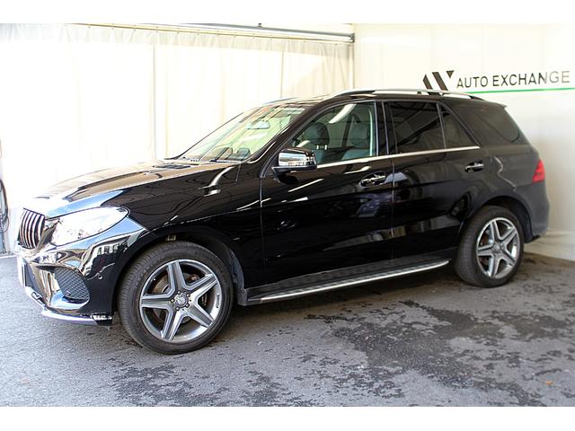 ＧＬＥ３５０ｄ　４マチックスポーツ　ワンオーナー／パナメリカーナタイプグリル／黒革シート／パノラミックスライディングルーフ／純正ナビＴＶ／ＡｐｐｌｅＣａｒＰｌａｙ／追従式クルコン／ＢＳＭ／全周囲３６０°カメラ／ハーマンカードンサウンド(8枚目)