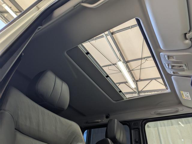 Ｇクラス Ｇ３５０ｄ　後期型／ラグジュアリーＰＫＧ／黒革シート／サンルーフ／純正ナビＴＶ／ハーマンカードンサウンド／ディストロニックプラス／ブラインドスポットモニター／パークトロニック（9枚目）