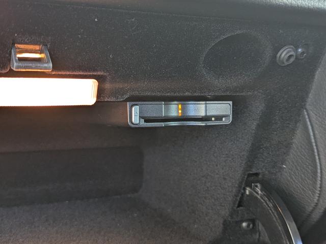 Ｇクラス Ｇ３５０ｄ　後期型／ラグジュアリーＰＫＧ／黒革シート／サンルーフ／純正ナビＴＶ／ハーマンカードンサウンド／ディストロニックプラス／ブラインドスポットモニター／パークトロニック（45枚目）