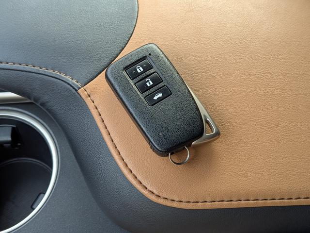 RC RC300h トパーズブラウン内装/TRDスポーツマフラー/ダウンサス/Fスポーツグリル/純正SDナビTV/アダプティブクルーズコントロール/レーンアシスト/クリアランスソナー/メモリー付パワーシート(55枚目)