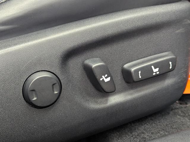 CT CT200h バージョンC TRDスポーツマフラー/アダプティブクルーズコントロール/レーンアシスト/ファブリックLtexブラックシート/純正SDナビTV/LEDヘッドライト&フォグランプ/クリアランスソナー(42枚目)