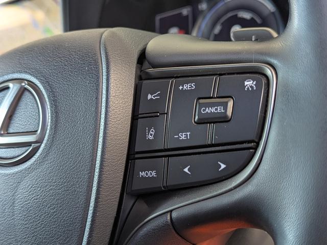 ＵＸ ＵＸ２５０ｈ　バージョンＣ　Ｌｔｅｘブラックシート／アダプティブクルーズコントロール／レーンアシスト／ブラインドスポットモニター／１０．３インチワイドナビＴＶ／バックカメラ／クリアランスソナ／パワーバックドア（7枚目）