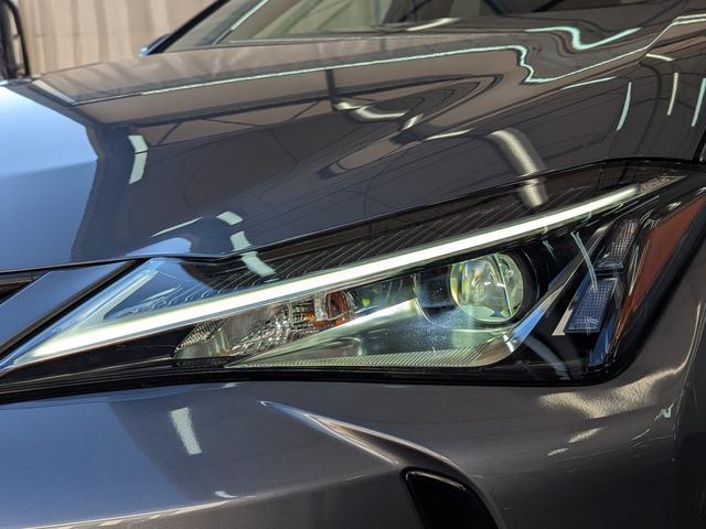 ＵＸ ＵＸ２５０ｈ　バージョンＣ　Ｌｔｅｘブラックシート／アダプティブクルーズコントロール／レーンアシスト／ブラインドスポットモニター／１０．３インチワイドナビＴＶ／バックカメラ／クリアランスソナ／パワーバックドア（32枚目）