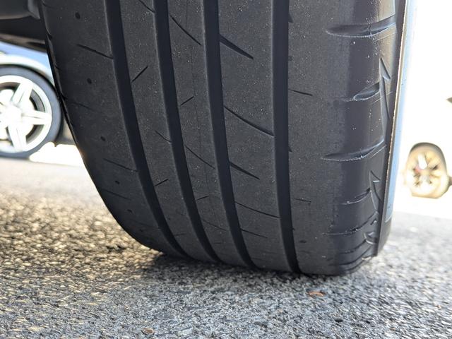 ＵＸ ＵＸ２５０ｈ　バージョンＣ　Ｌｔｅｘブラックシート／アダプティブクルーズコントロール／レーンアシスト／ブラインドスポットモニター／１０．３インチワイドナビＴＶ／バックカメラ／クリアランスソナ／パワーバックドア（40枚目）