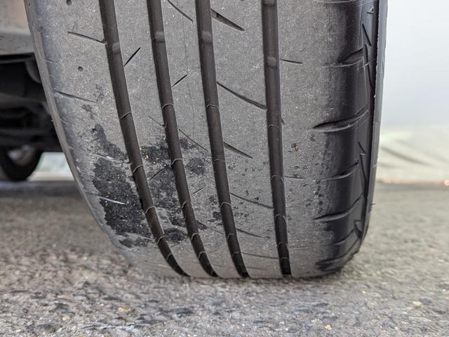 ＵＸ ＵＸ２５０ｈ　バージョンＣ　Ｌｔｅｘブラックシート／アダプティブクルーズコントロール／レーンアシスト／ブラインドスポットモニター／１０．３インチワイドナビＴＶ／バックカメラ／クリアランスソナ／パワーバックドア（41枚目）