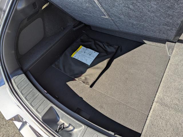 ＵＸ ＵＸ２５０ｈ　バージョンＣ　Ｌｔｅｘブラックシート／アダプティブクルーズコントロール／レーンアシスト／ブラインドスポットモニター／１０．３インチワイドナビＴＶ／バックカメラ／クリアランスソナ／パワーバックドア（44枚目）