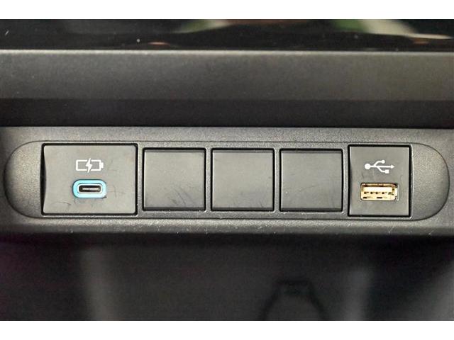 ヤリスクロス ハイブリッド　ＧＲスポーツ　衝突軽減　オートクルーズコントロール　ＬＥＤヘッド　Ｂカメラ　キーレス　スマートキー　イモビライザー　オートエアコン　横滑り防止装置　記録簿　アルミホイール　ハーフレザーシート（21枚目）