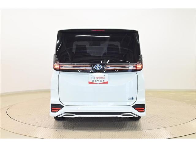 ヴォクシー ハイブリッドS-Z パワーウィンドウ インテリキー 横滑防止装置 地デジTV アクティブクルーズコントロール フルオートエアコン リアカメラ エアバッグ ABS ナビTV WAC アルミホイール キーレス PS ETC(3枚目)