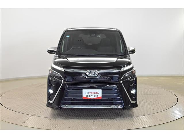 ヴォクシー ZS 煌 地上デジタル TSS 両側パワードア アイドリングストップ車 パワーウィンド 横滑防止 整備記録簿 DVD可 盗難防止装置 スマートエントリー Bカメラ AUX LEDヘッドライト メモリーナビ AW(2枚目)