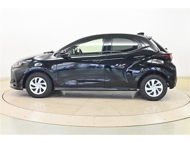 ヤリス X PCS スマートキーシステム 記録簿有 ワイヤレスキー バックガイドモニター 盗難防止 サイドエアバック エアコン Wエアバッグ パワーウインドウ ETC付き パワステ 運転席エアバッグ ABS(5枚目)