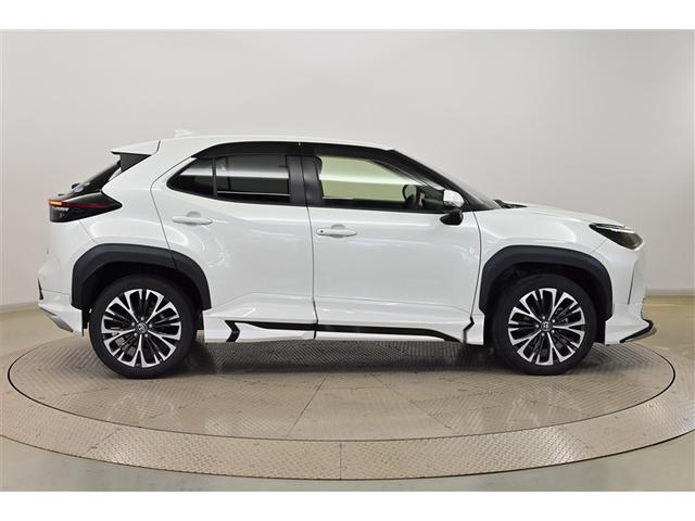 ヤリスクロス ハイブリッドZ インテリジェントキー アルミホイル LEDライト 1オ-ナ- リアカメラ クルーズコントロール 横滑り防止システム TV 電動シ-ト パワステ オートエアコン キーフリー イモビライザ ETC付き(4枚目)