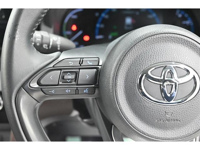 ヤリスクロス ハイブリッドZ インテリジェントキー アルミホイル LEDライト 1オ-ナ- リアカメラ クルーズコントロール 横滑り防止システム TV 電動シ-ト パワステ オートエアコン キーフリー イモビライザ ETC付き(17枚目)