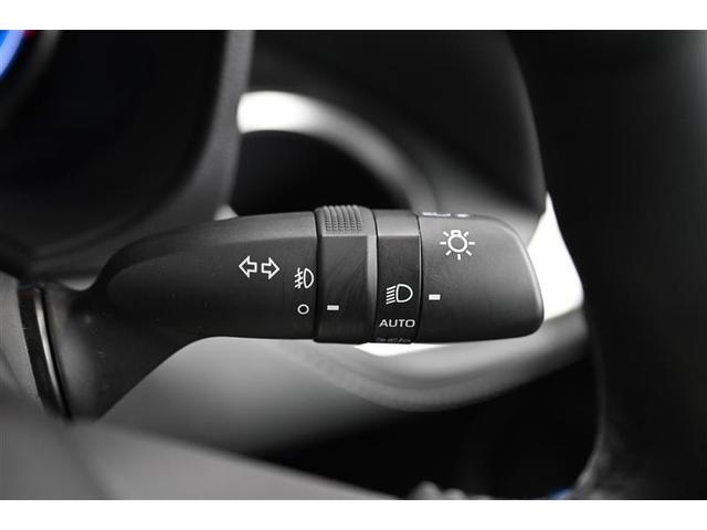 ノア ハイブリッドＳ－Ｚ　両側自動ドア　バックモニタ－　ダブルエアコン　地デジ　ＤＶＤプレーヤー　ＬＥＤヘッドライト　ミュージックプレイヤー接続可　横滑防止装置　３列シート　アルミホイール　メモリーナビ　スマートキー　キーレス（19枚目）