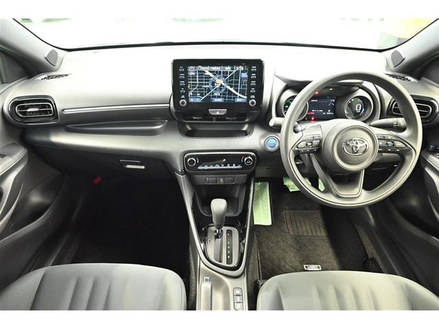 ヤリス ハイブリッドＧ　横滑り防止　ＴＳＳ　スマートキ－　サイドエアバッグ　ＬＥＤヘッドライト　ナビ　セキュリティアラーム　ドライブレコーダー　ＥＴＣ車載器　バックガイドモニター　点検記録簿　クルーズコントロール　パワステ（6枚目）