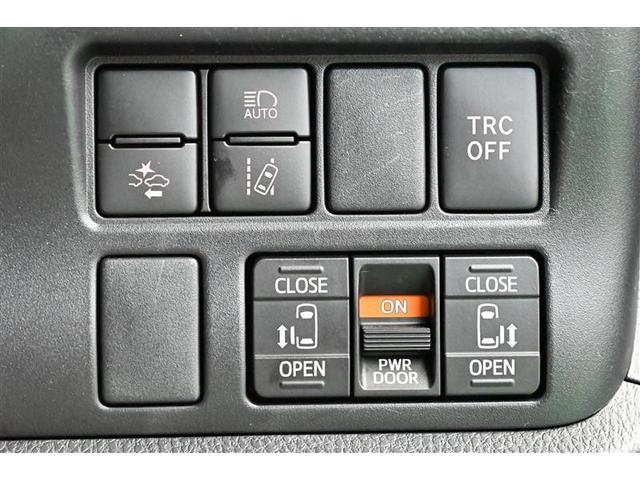 ヴォクシー ハイブリッドＺＳ　煌ＩＩＩ　Ｂカメラ　横滑り防止　スマキー　キーレス　ＤＶＤ　アルミホイール　ナビ＆ＴＶ　ＬＥＤヘッドランプ　フルセグ　クルーズコントロール　３列シート　ＥＴＣ　メモリーナビ　エアバッグ　オートエアコン　盗難防止（21枚目）