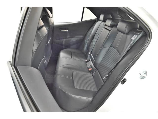 カローラスポーツ Ｇ　スタイルパッケージ　ＥＴＣ車載器　スマートキ　ＬＥＤランプ　クルコン　バックモニター　インテリジェントクリアランスソナー　ＡＷ　メモリーナビ　記録簿　ドラレコ　ナビ　キーレス　盗難防止装置　ワンオーナー　オートエアコン（12枚目）