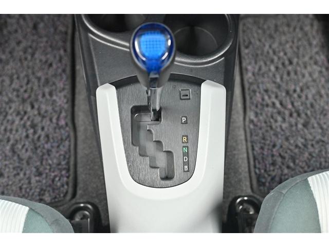 アクア S HDDナビゲーション スマートキープッシュスタート キーレスエントリ ナビ&TV オートエアコン デュアルエアバック Bカメラ パワーウィンドウ ETC DVD再生可能 SRS ワンセグTV ABS(7枚目)