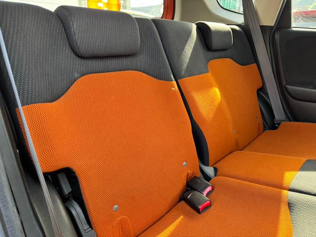 フィット ＲＳ　無限マフラー無限サスペンション無限エアロバンパー無限スポイラー無限フロアマット無限レカロシートレール　フルフラット　キ－レス　セキュリティアラーム　ＡＡＣ　衝突安全ボディ　ＥＴＣ（4枚目）