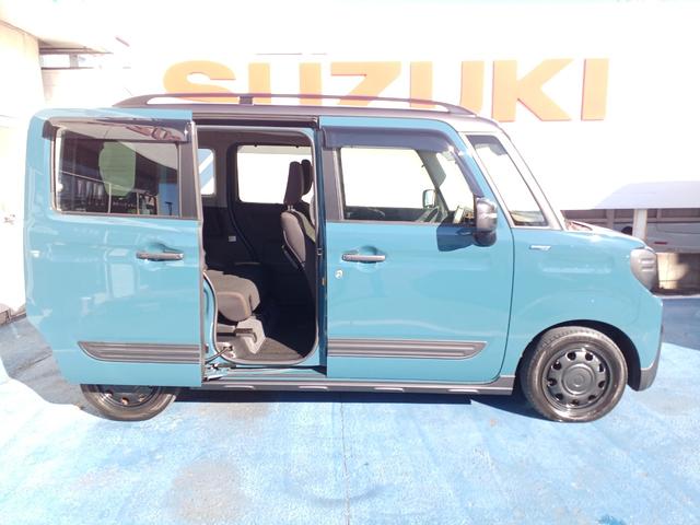 スペーシアギア ハイブリッドＸＺ　両側電動スライドドア　全方位カメラ付ナビ＆ＴＶ　ステアリングスイッチ　前後ドライブレコーダー　ビルトインＥＴＣ　シートヒーター　スリムサーキュレーター　パーソナルテーブル　ロールサンシェード（11枚目）