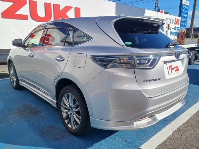 ハリアー プレミアム　アドバンスドパッケージ　純正フロント・サイド・リアスポーラー　ナビ＆ＴＶフルセグ（ＴＶコントロール付）パノラミックビューモニター　ドライブレコーダー　革シート（運転席パワーシート）パワーバックドア　ＥＴＣ２．０　スマートキー（9枚目）