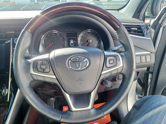 ハリアー プレミアム　アドバンスドパッケージ　純正フロント・サイド・リアスポーラー　ナビ＆ＴＶフルセグ（ＴＶコントロール付）パノラミックビューモニター　ドライブレコーダー　革シート（運転席パワーシート）パワーバックドア　ＥＴＣ２．０　スマートキー（16枚目）