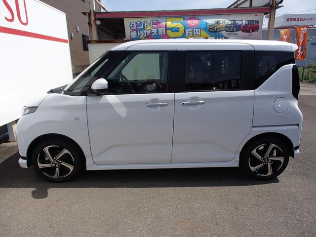 ムーヴ ＲＳ　／ターボ／緊急ブレーキ／純正ナビ装着用アップグレードパック（バックカメラ・ステアリングスイッチ・リヤスピーカー）／両側電動スライド／メモリーナビ／フルセグＴＶ／ＤＶＤ再生／音楽録音／Ｂｌｕｅｔｏｏｔｈ（13枚目）