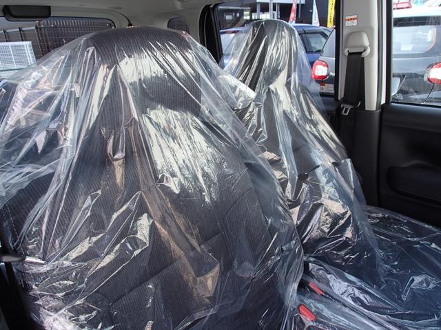 ムーヴ ＲＳ　／ターボ／緊急ブレーキ／純正ナビ装着用アップグレードパック（バックカメラ・ステアリングスイッチ・リヤスピーカー）／両側電動スライド／メモリーナビ／フルセグＴＶ／ＤＶＤ再生／音楽録音／Ｂｌｕｅｔｏｏｔｈ（17枚目）