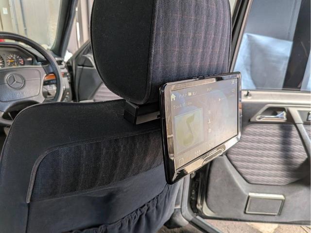 ミディアムクラス ２２０ＴＥ　ディーラー車　右ハンドル　社外オーディオ　バックカメラ　社外キーレス　ＥＴＣ　　前期　グリル　　　ｗ１２４　　Ｓ１２４（48枚目）