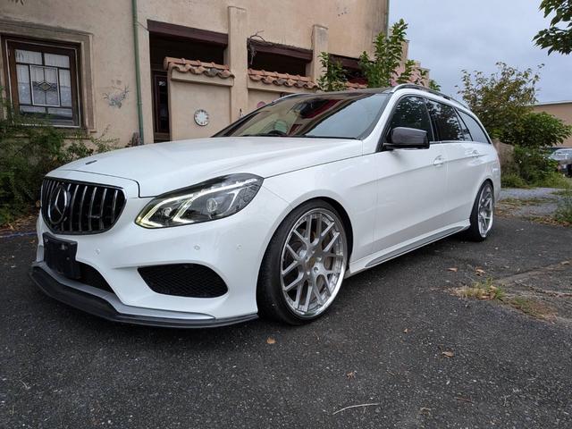 Ｅクラスステーションワゴン Ｅ２５０　ステーションワゴン　アバンギャルド　ハイパーフォージドアルミホイール　パノラミックスライディングルーフ　ブラックレザーシート　シートヒーター　純正ＨＤＤナビ地デジＴＶ（2枚目）