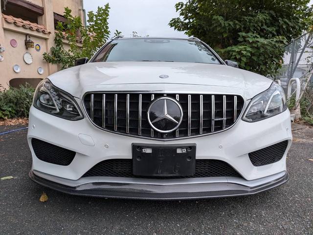 Ｅクラスステーションワゴン Ｅ２５０　ステーションワゴン　アバンギャルド　ハイパーフォージドアルミホイール　パノラミックスライディングルーフ　ブラックレザーシート　シートヒーター　純正ＨＤＤナビ地デジＴＶ（6枚目）
