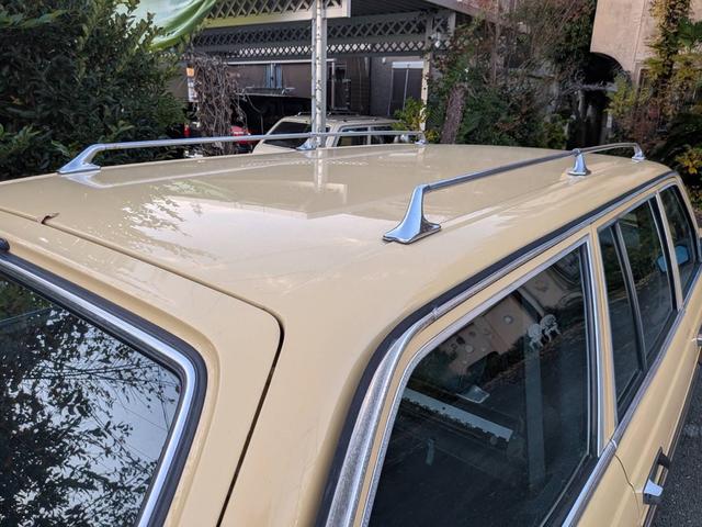 ミディアムクラス ３００ＴＤターボ　最終モデル　コン色レザーシート　７人乗り３列シート　ＥＴＣ　ルーフレール　ウッドパネル　　　トノカバー・アニマルネット　ｓ１２３　　３００ＴＤＴ　３００ＴＤ　　３００ＴＤターボ　　天井張り替え（16枚目）