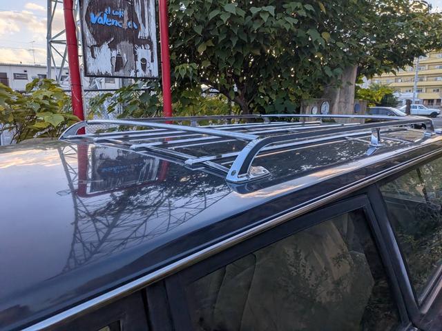 ２４０ワゴン ２４０ＧＬＥワゴン　ディーラー車　右ハンドル　キーレス　フル装備　　点検記録簿Ｈ２２・２６・２８・３０・Ｒ２・４・６年まで有り　　メッキルーフキャリア　　メッキドアミラー　　ホイールキャップ（6枚目）