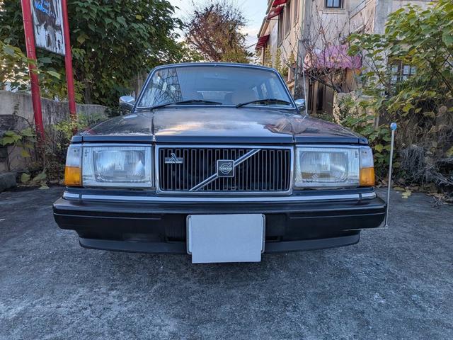 ２４０ワゴン ２４０ＧＬＥワゴン　ディーラー車　右ハンドル　キーレス　フル装備　　点検記録簿Ｈ２２・２６・２８・３０・Ｒ２・４・６年まで有り　　メッキルーフキャリア　　メッキドアミラー　　ホイールキャップ（10枚目）