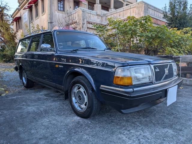 ２４０ワゴン ２４０ＧＬＥワゴン　ディーラー車　右ハンドル　キーレス　フル装備　　点検記録簿Ｈ２２・２６・２８・３０・Ｒ２・４・６年まで有り　　メッキルーフキャリア　　メッキドアミラー　　ホイールキャップ（11枚目）