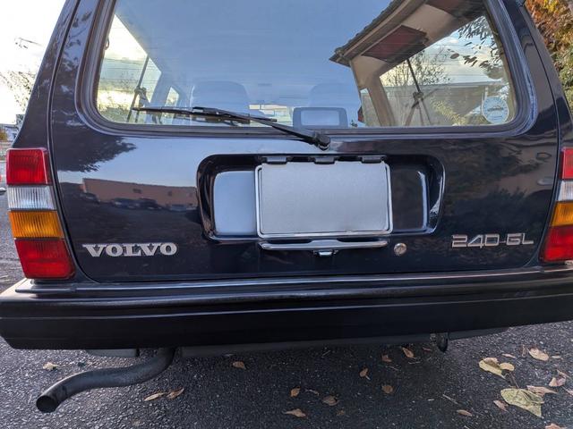 ２４０ワゴン ２４０ＧＬＥワゴン　ディーラー車　右ハンドル　キーレス　フル装備　　点検記録簿Ｈ２２・２６・２８・３０・Ｒ２・４・６年まで有り　　メッキルーフキャリア　　メッキドアミラー　　ホイールキャップ（13枚目）